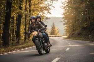Passager moto : quel âge minimum pour prendre la route ?